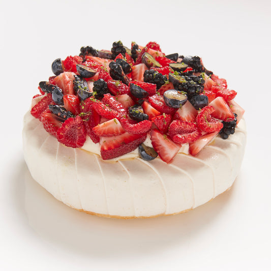 Pavlova (Berries)